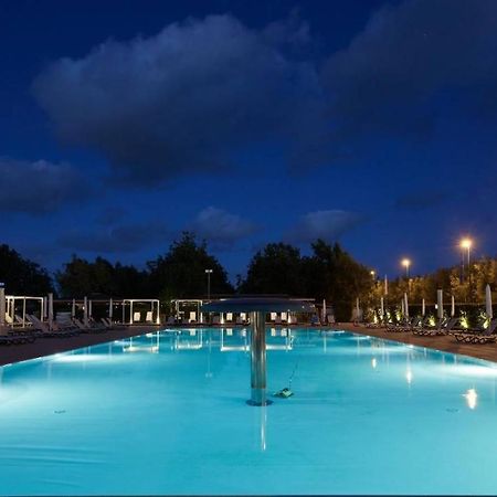Hotel Quadrifoglio Pontecagnano Εξωτερικό φωτογραφία