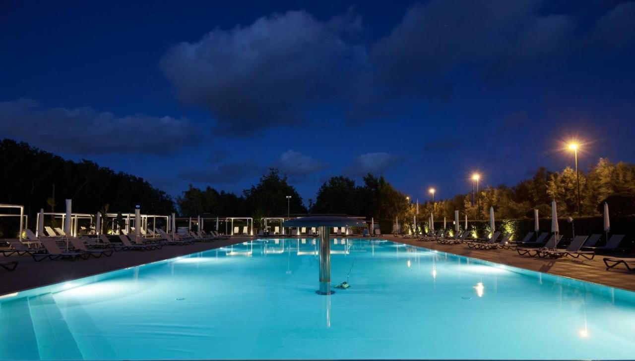 Hotel Quadrifoglio Pontecagnano Εξωτερικό φωτογραφία
