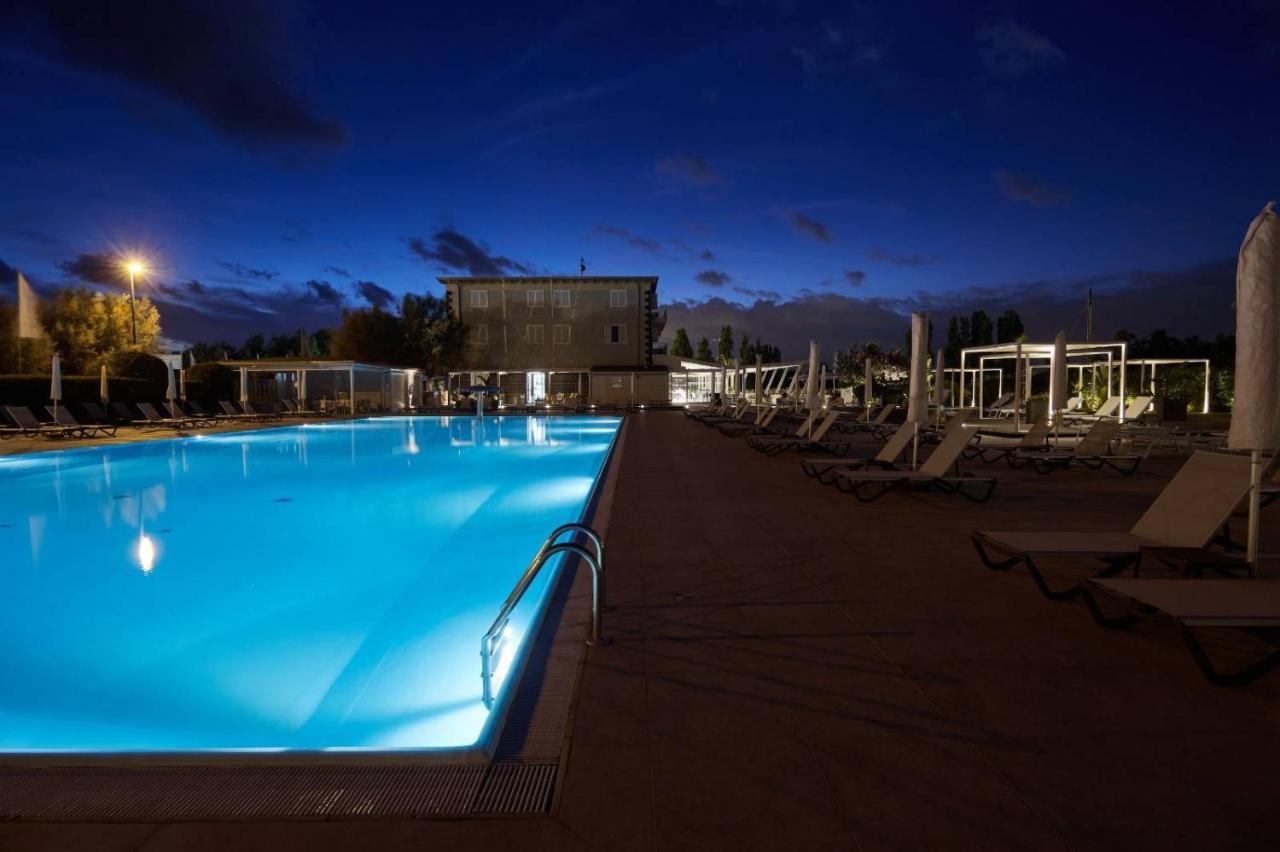 Hotel Quadrifoglio Pontecagnano Εξωτερικό φωτογραφία