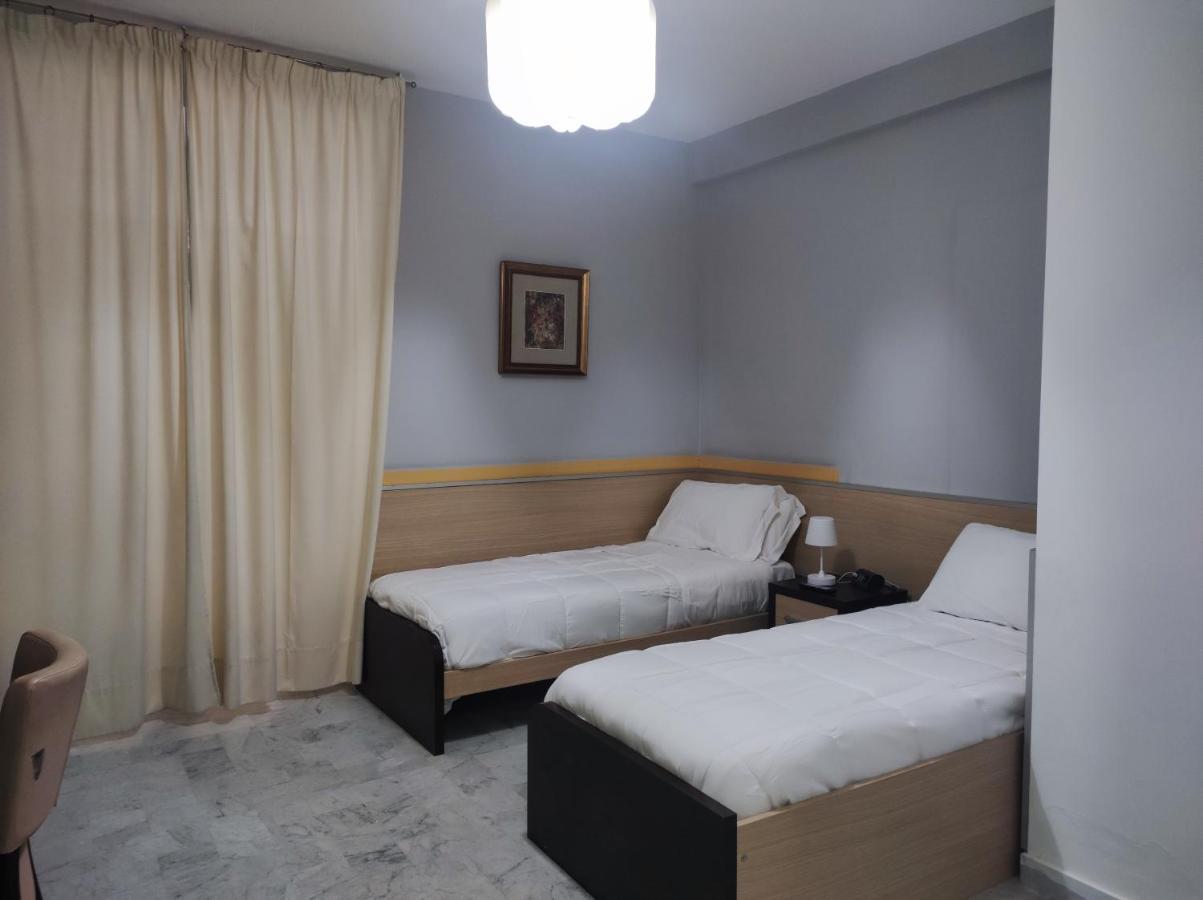 Hotel Quadrifoglio Pontecagnano Εξωτερικό φωτογραφία