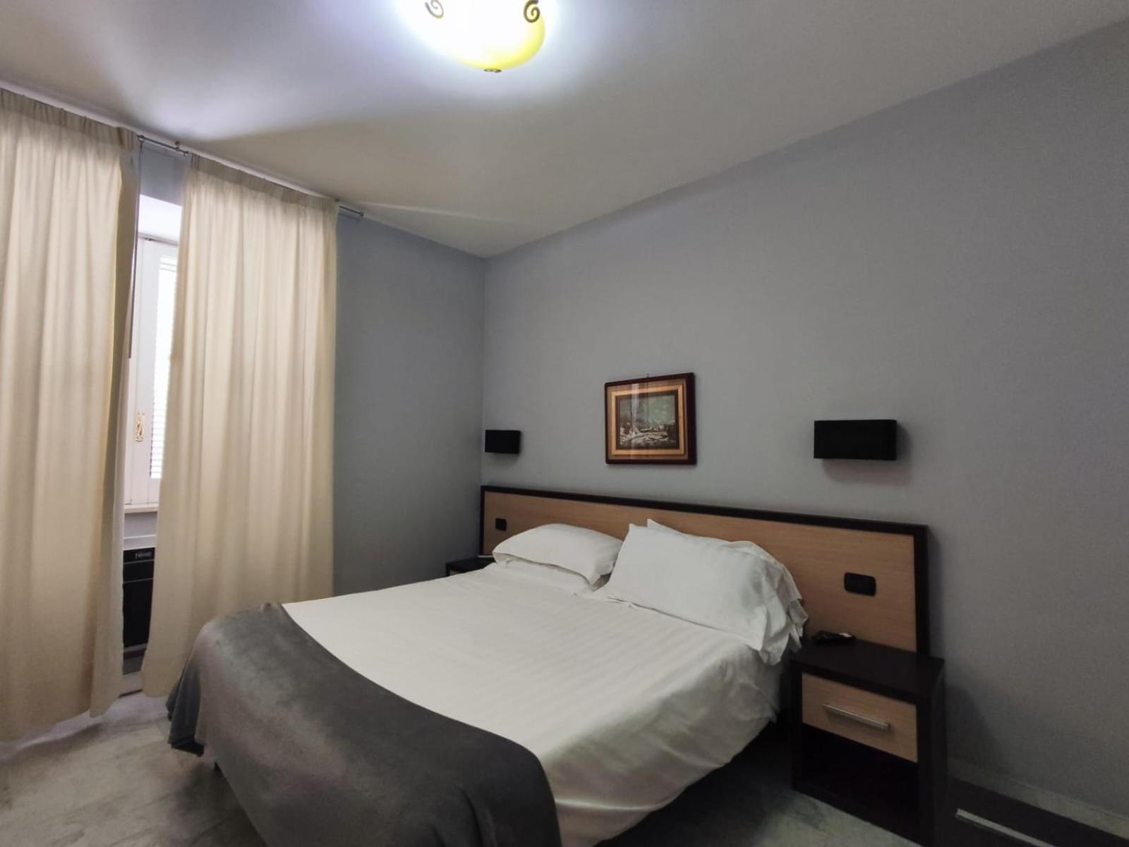 Hotel Quadrifoglio Pontecagnano Εξωτερικό φωτογραφία